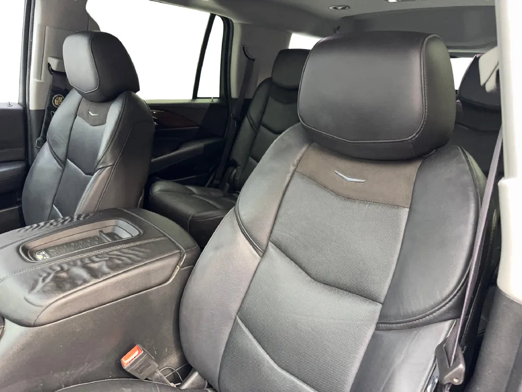 Cadillac Escalade photo 28
