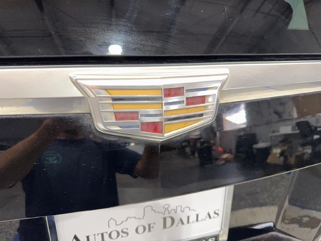 Cadillac Escalade photo 22