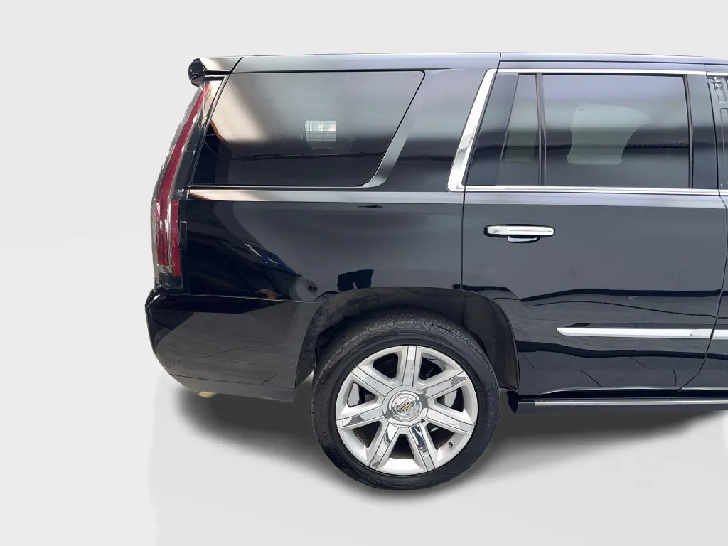 Cadillac Escalade photo 18