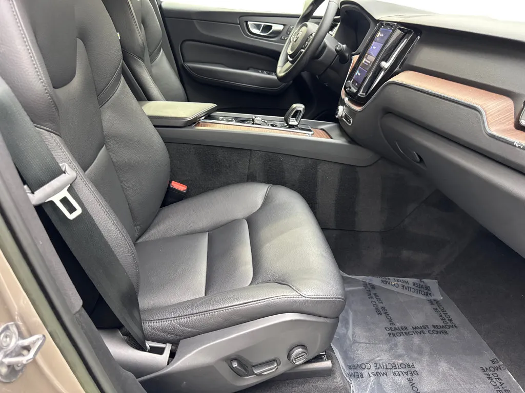 Volvo XC60 photo 46