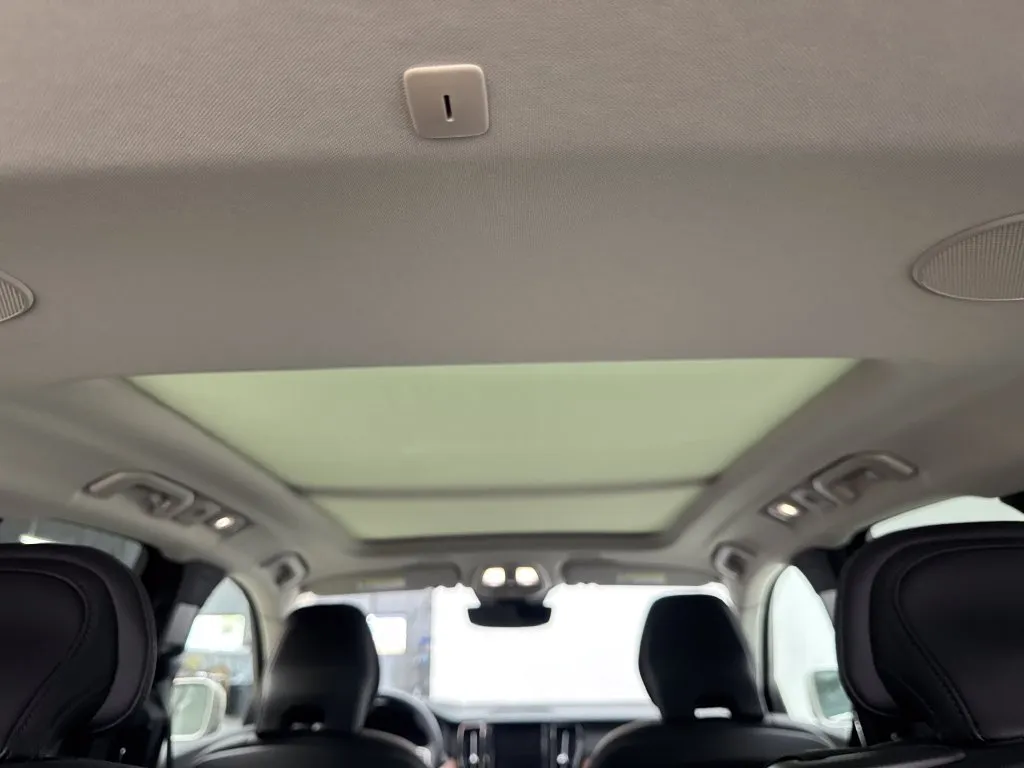 Volvo XC60 photo 75