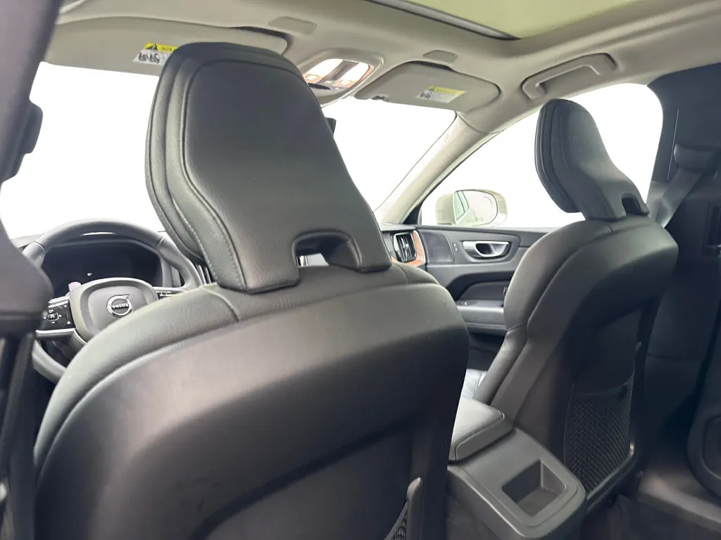 Volvo XC60 photo 37