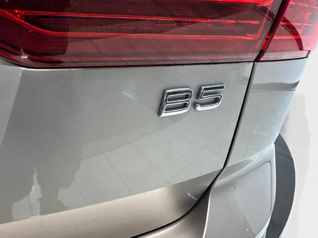 Volvo XC60 photo 26