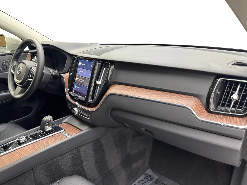 Volvo XC60 photo 54