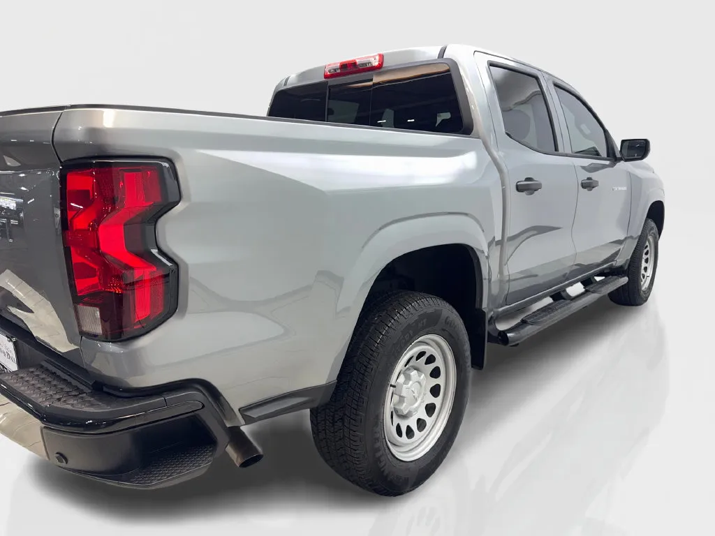 Chevrolet Colorado photo 15
