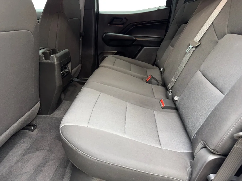 Chevrolet Colorado photo 36