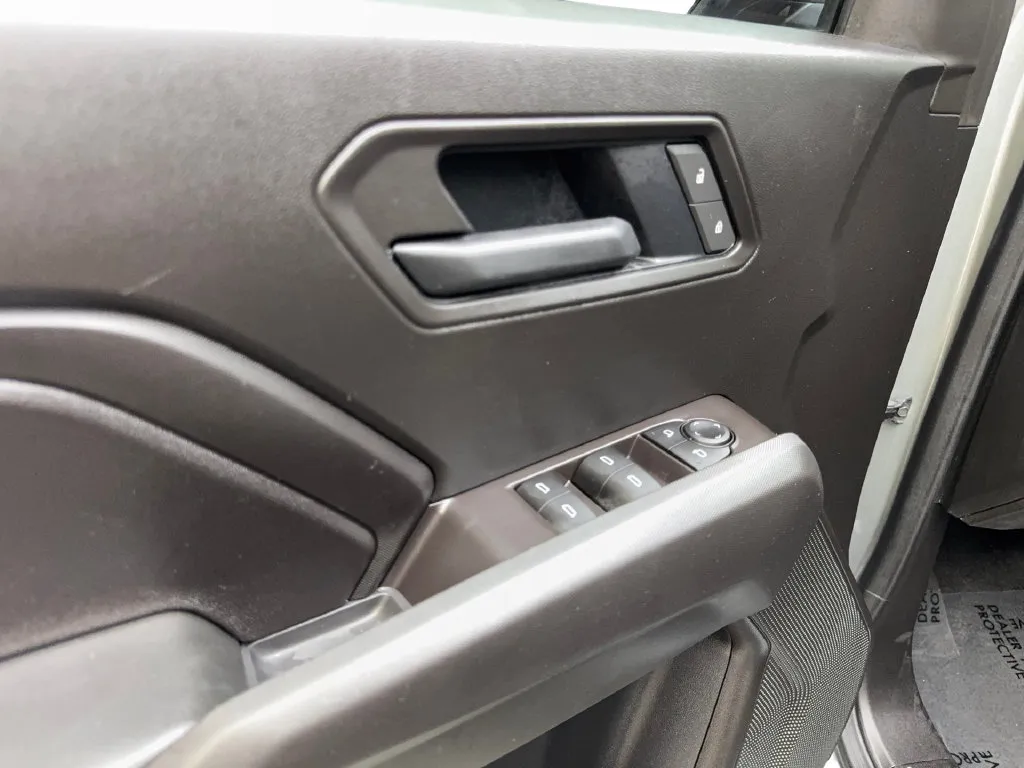 Chevrolet Colorado photo 35
