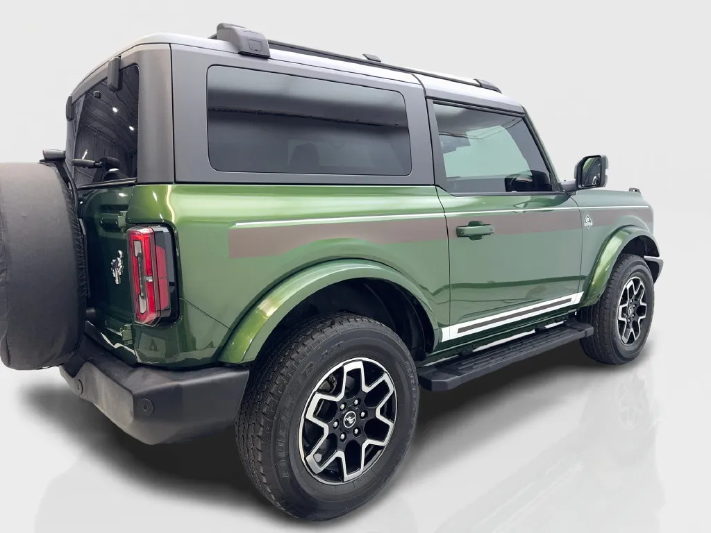 Ford Bronco photo 15