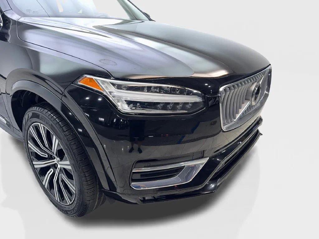Volvo XC90 photo 19