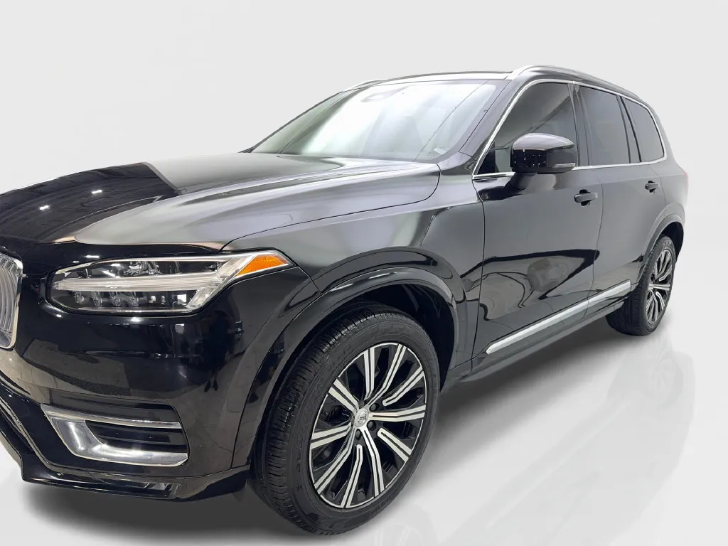 Volvo XC90 photo 12
