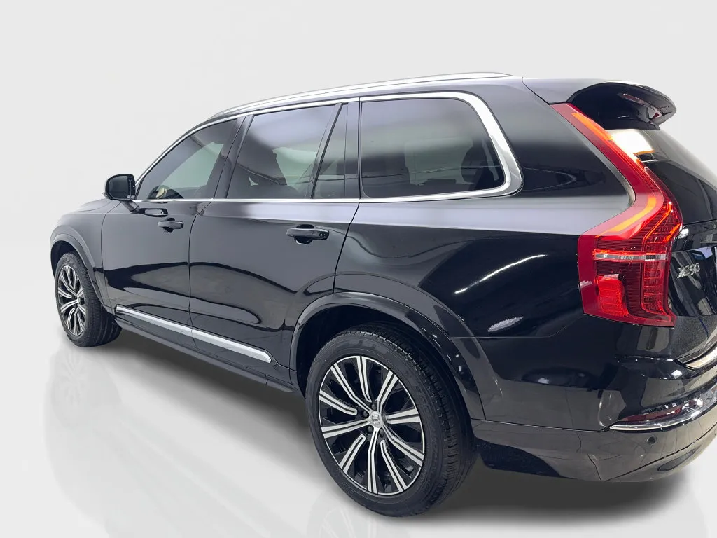 Volvo XC90 photo 16