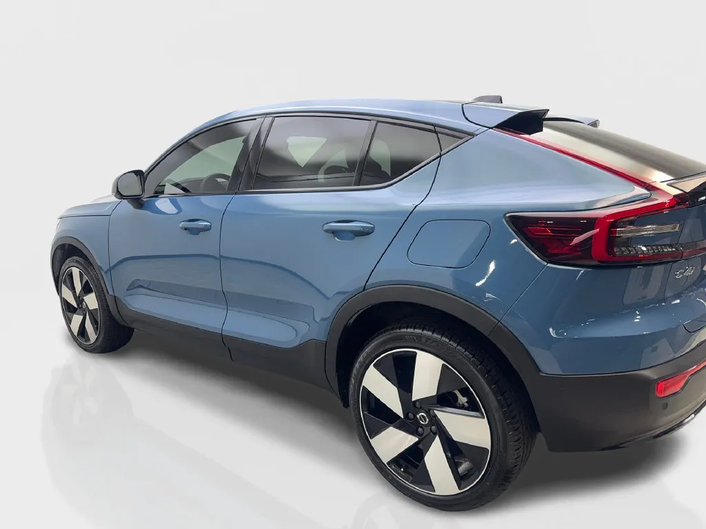 Volvo C40 photo 16