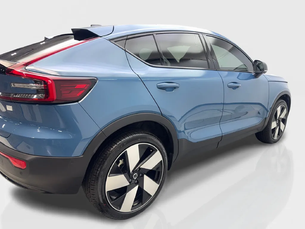 Volvo C40 photo 15