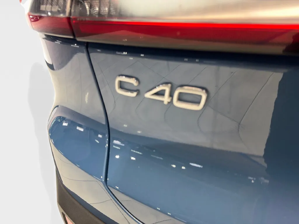 Volvo C40 photo 25