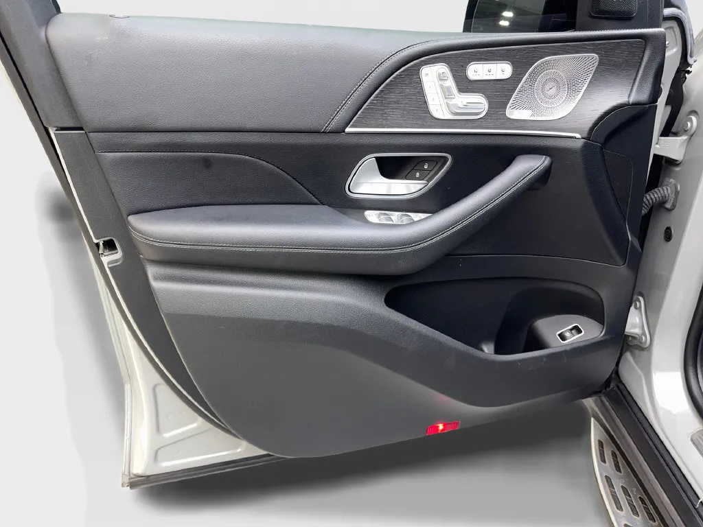 Mercedes-Benz GLE photo 30