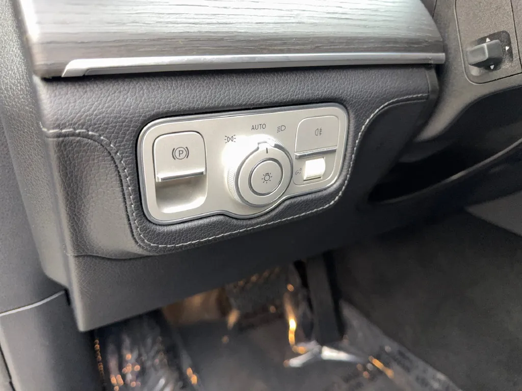 Mercedes-Benz GLE photo 54