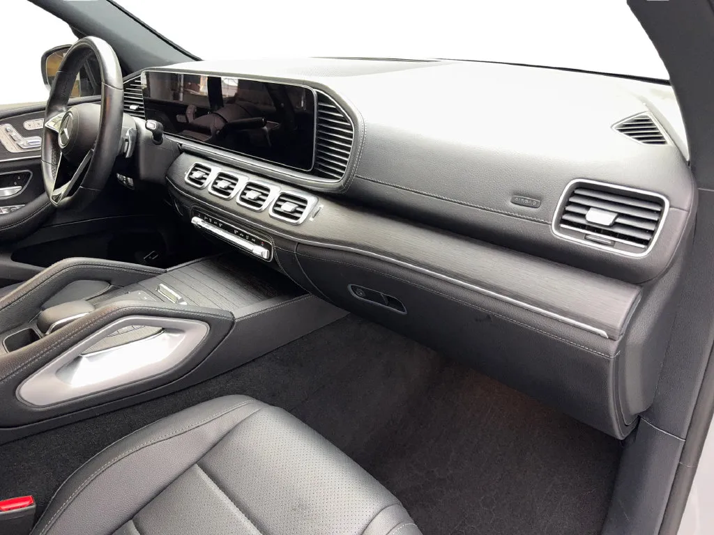 Mercedes-Benz GLE photo 51