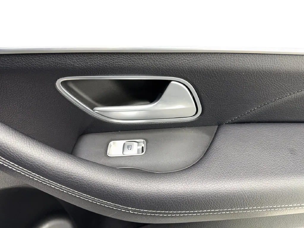 Mercedes-Benz GLE photo 43