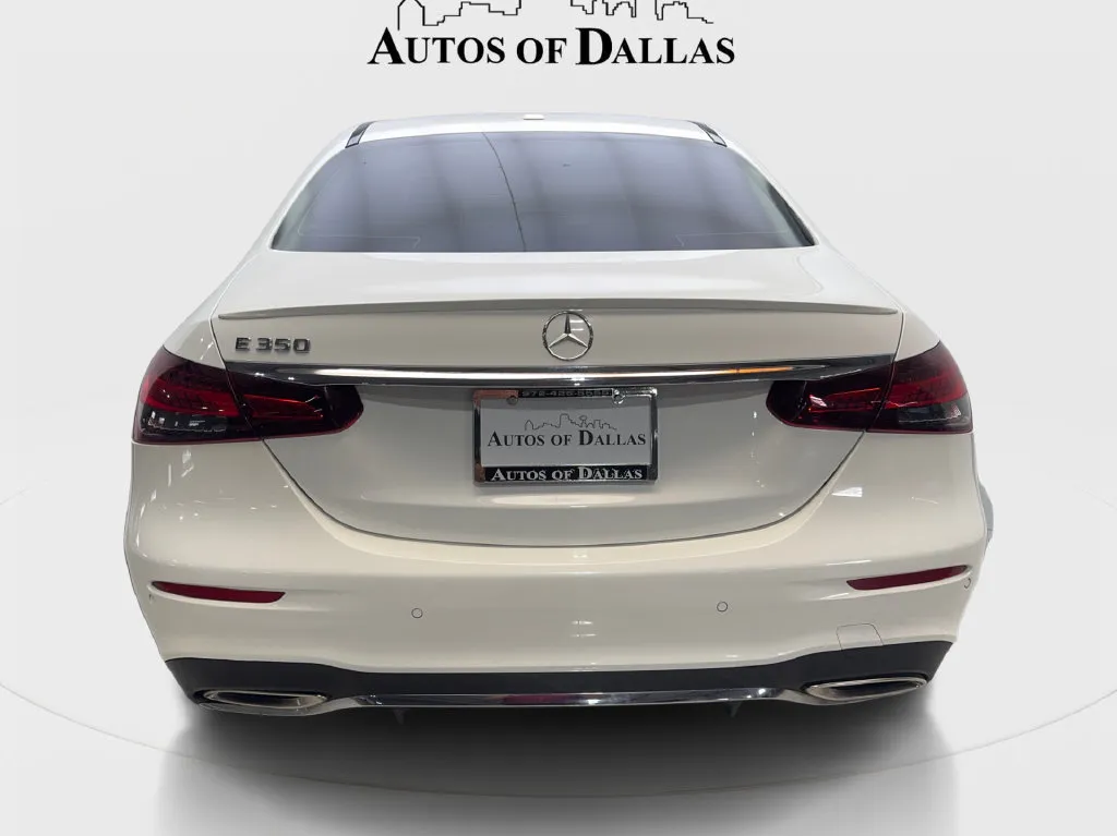 Mercedes-Benz E-Class photo 8
