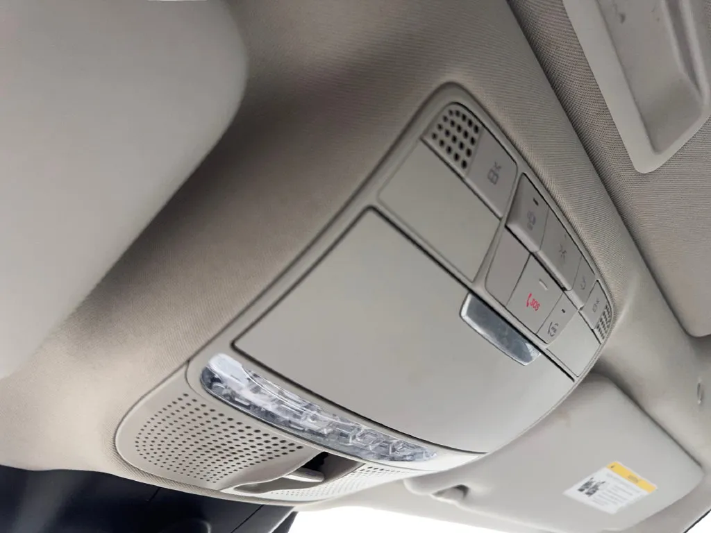 Mercedes-Benz E-Class photo 73