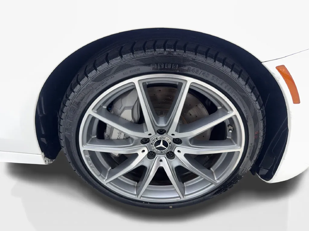Mercedes-Benz E-Class photo 81