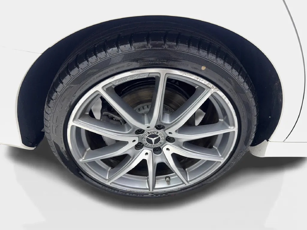 Mercedes-Benz E-Class photo 82