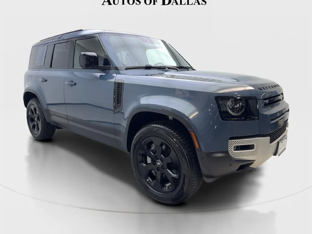 Land Rover Defender photo 5