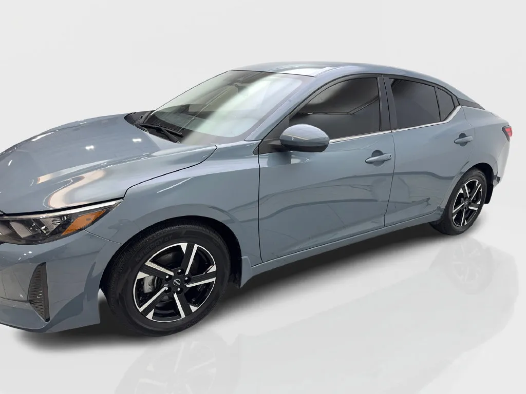 Nissan Sentra photo 12