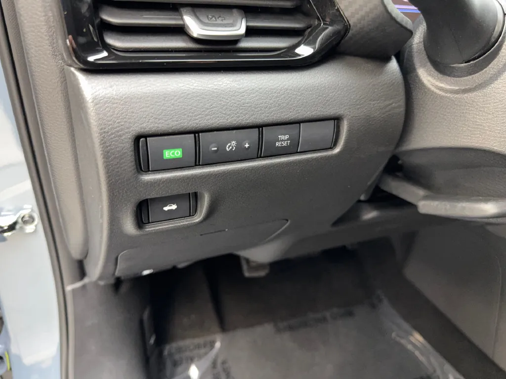 Nissan Sentra photo 55