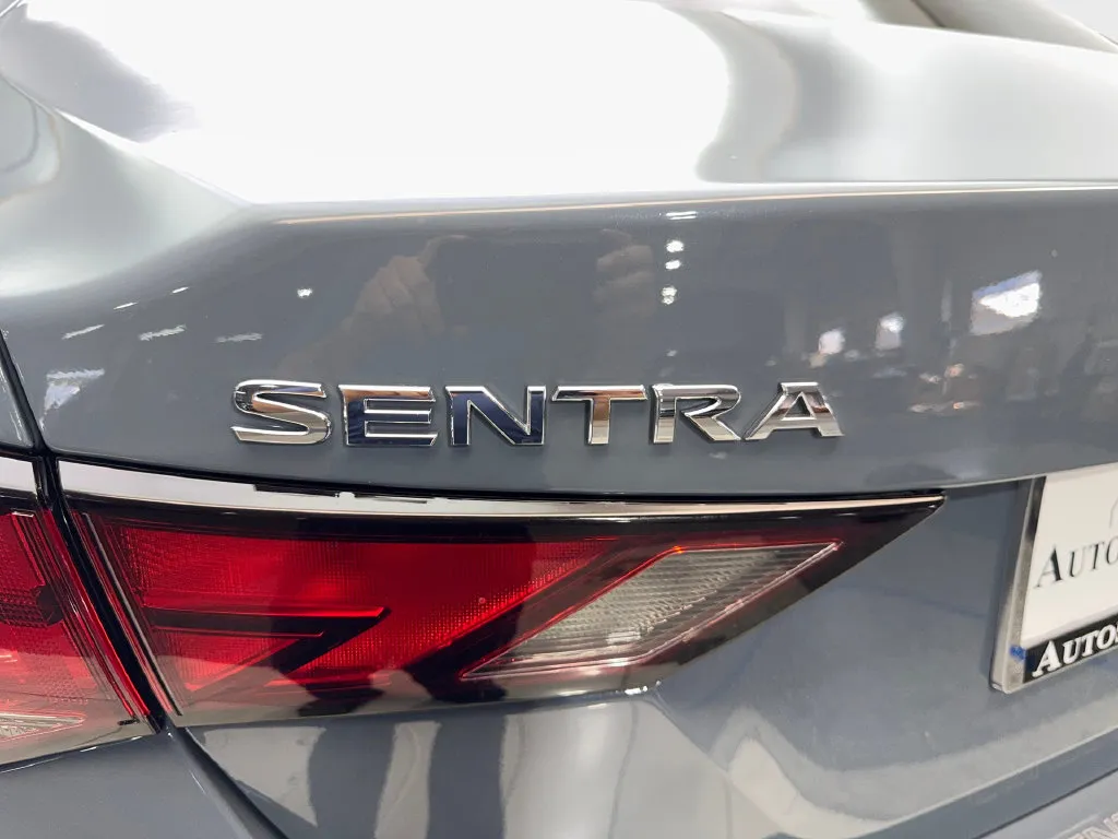Nissan Sentra photo 25