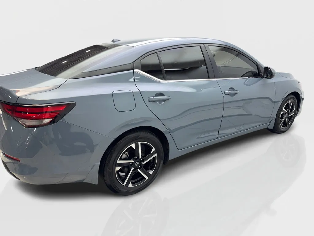 Nissan Sentra photo 15