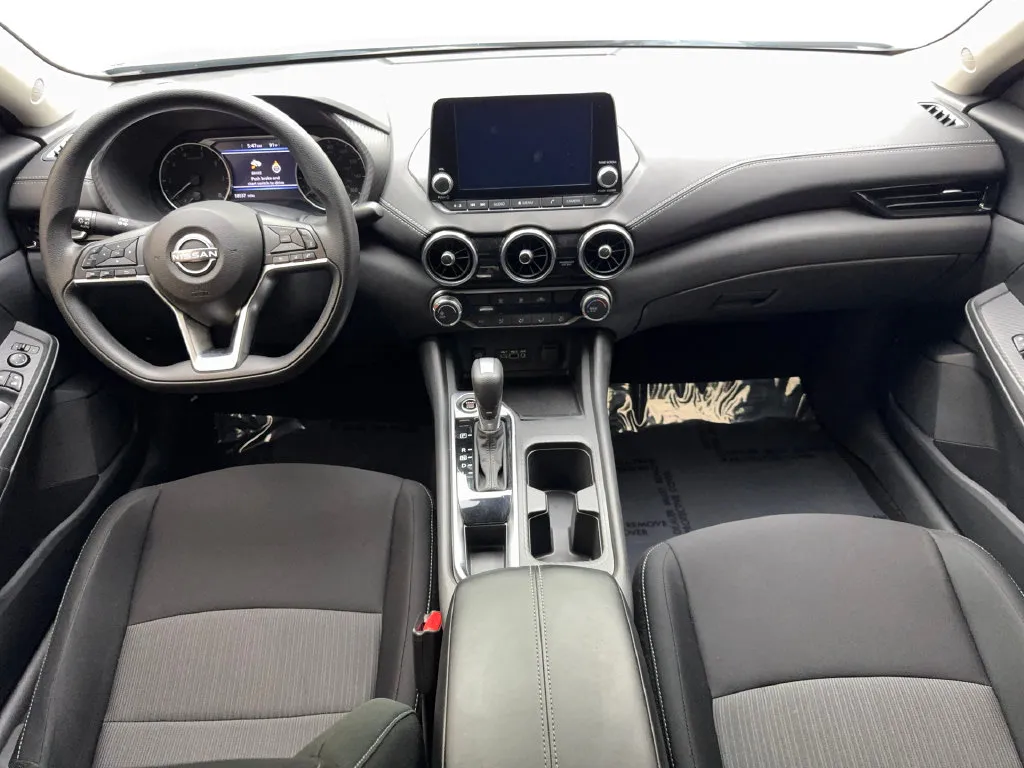 Nissan Sentra photo 51