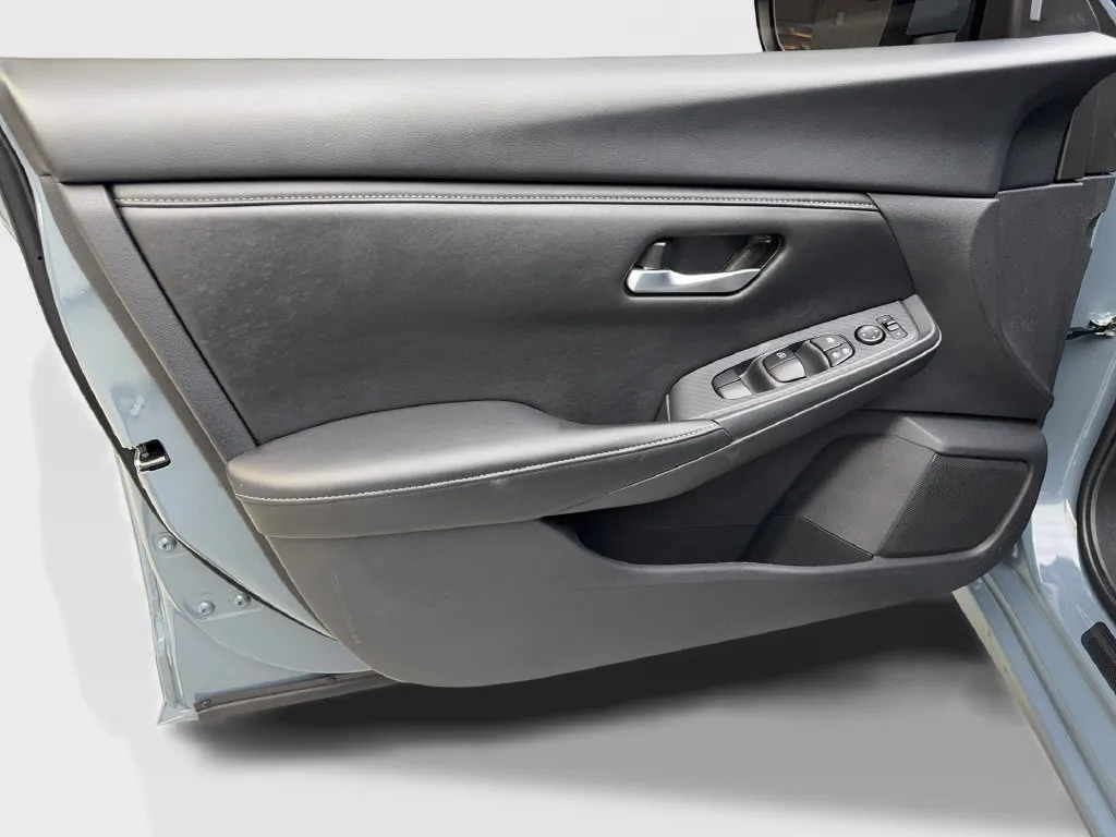 Nissan Sentra photo 32