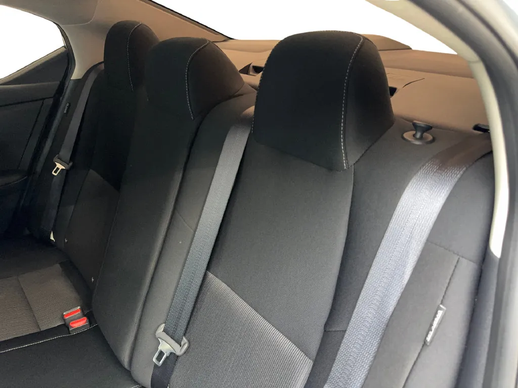 Nissan Sentra photo 35