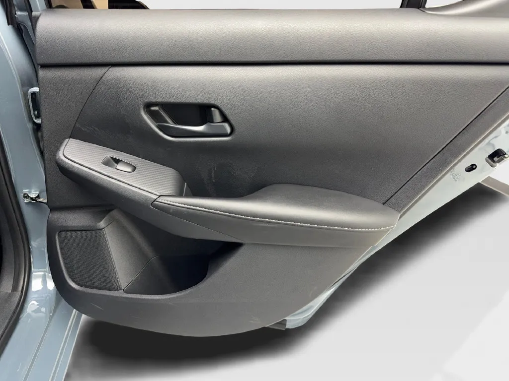Nissan Sentra photo 43