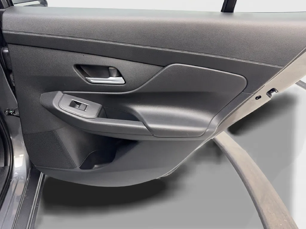 Nissan Sentra photo 44