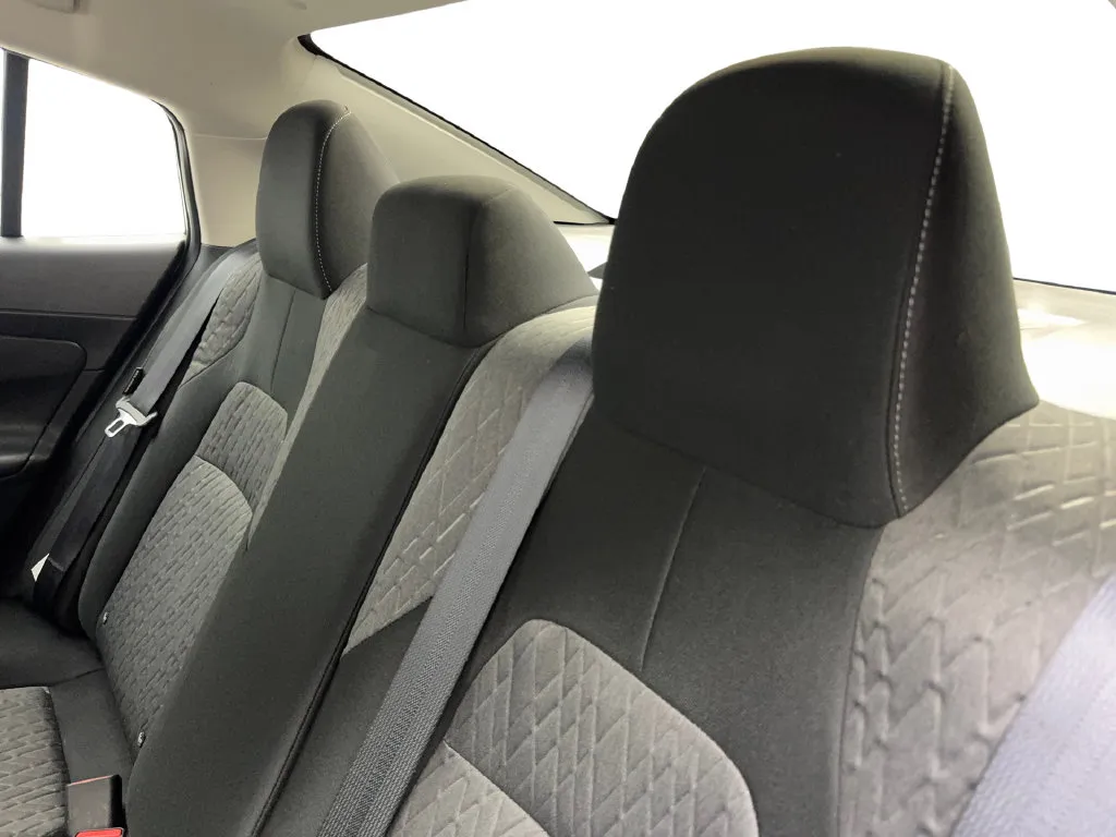 Nissan Sentra photo 36