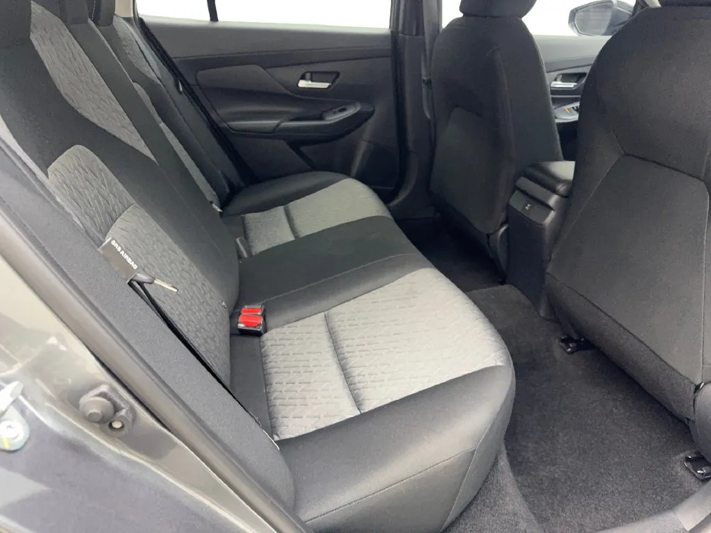 Nissan Sentra photo 41