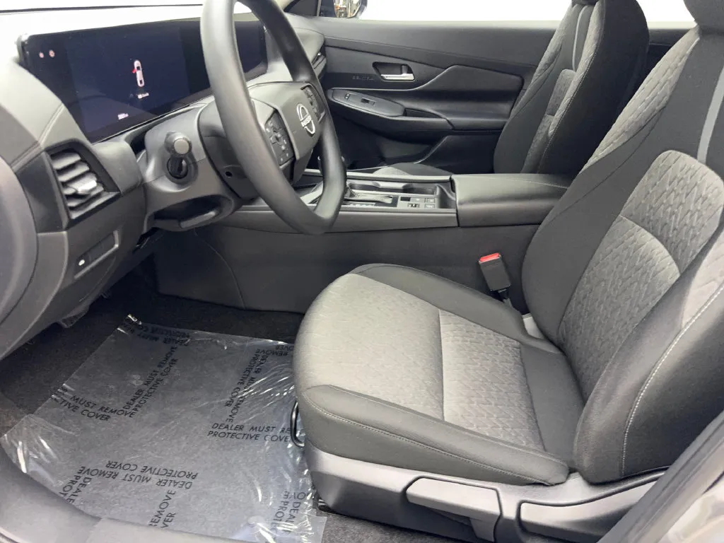 Nissan Sentra photo 28