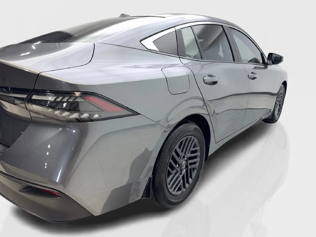 Nissan Sentra photo 15