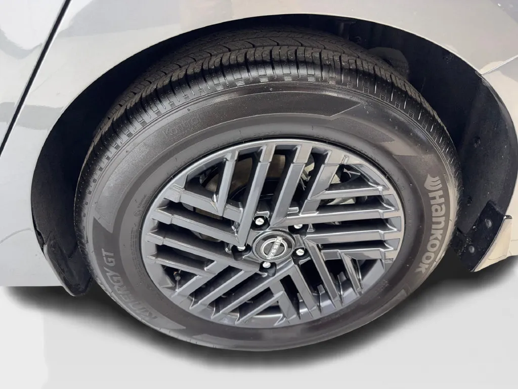 Nissan Sentra photo 85