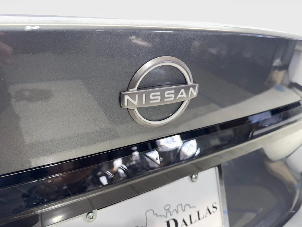 Nissan Sentra photo 23