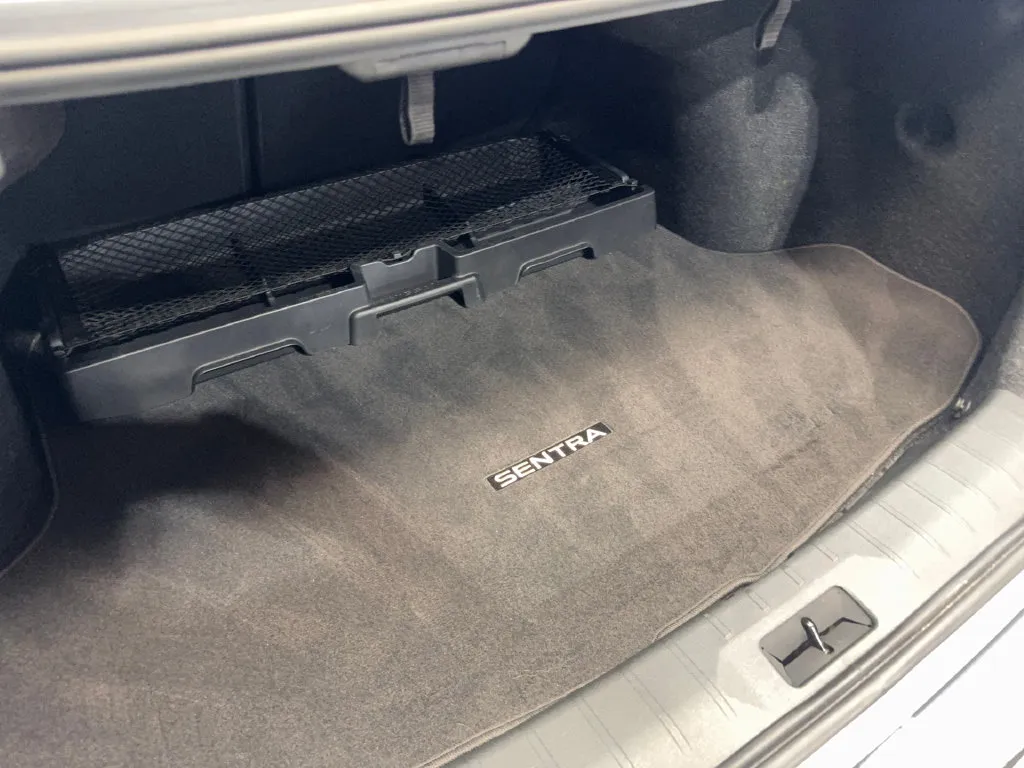 Nissan Sentra photo 81
