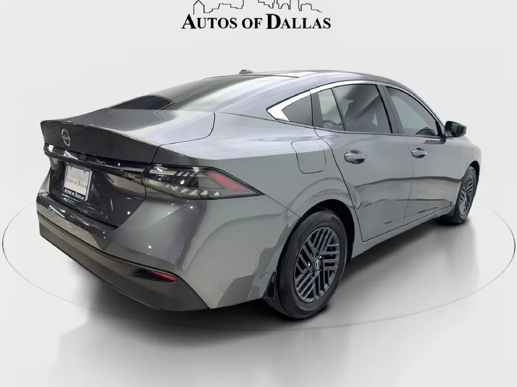 Nissan Sentra photo 7