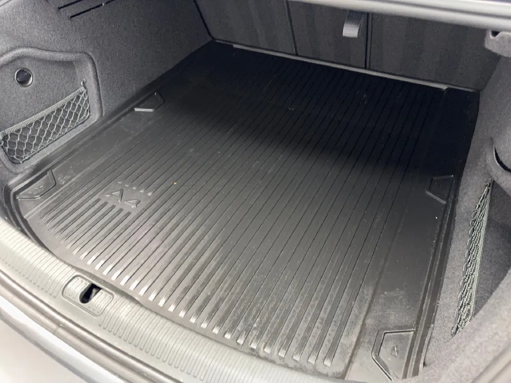 Audi A4 photo 81