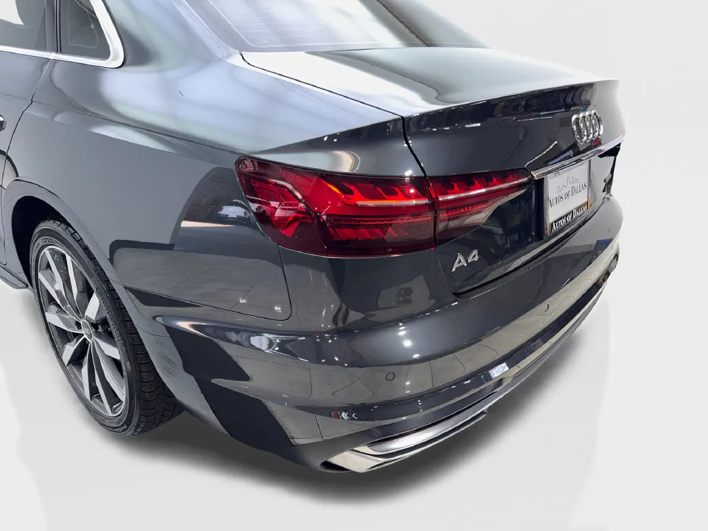 Audi A4 photo 21