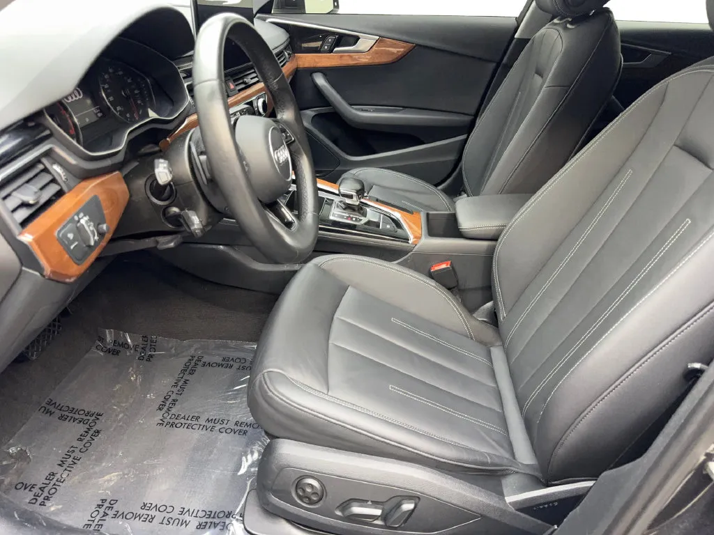 Audi A4 photo 29