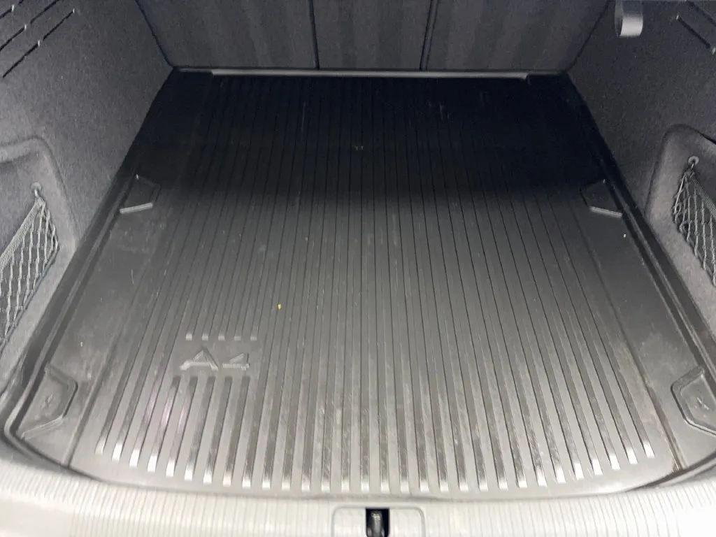 Audi A4 photo 82