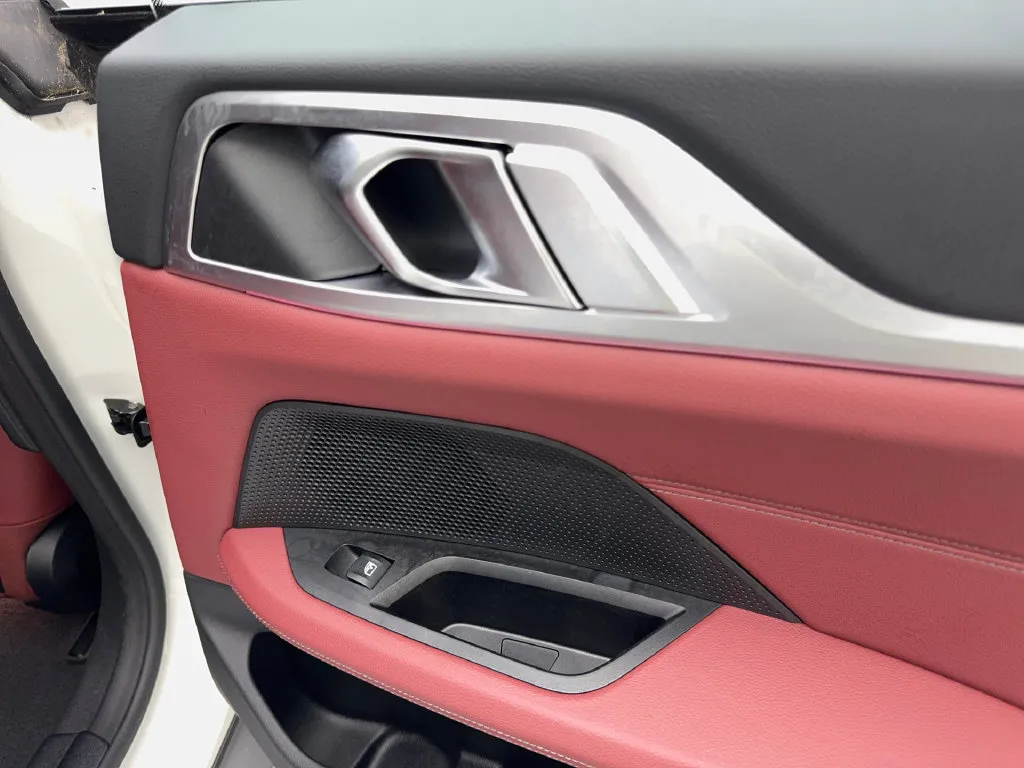 BMW i4 photo 45