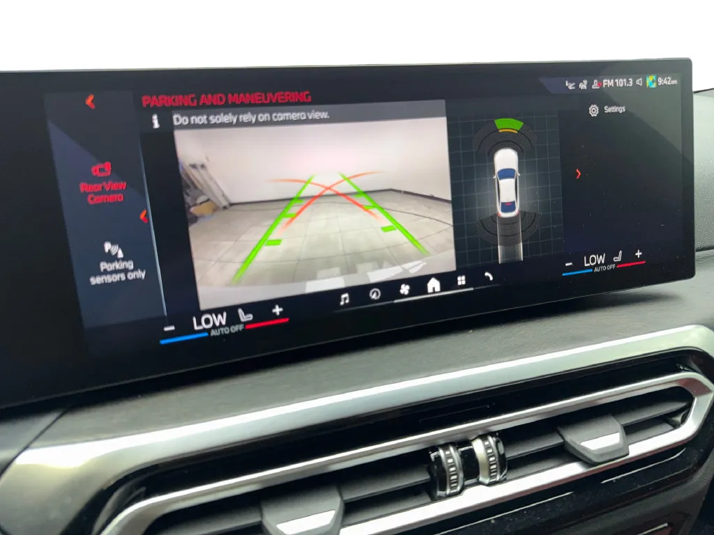 BMW i4 photo 67
